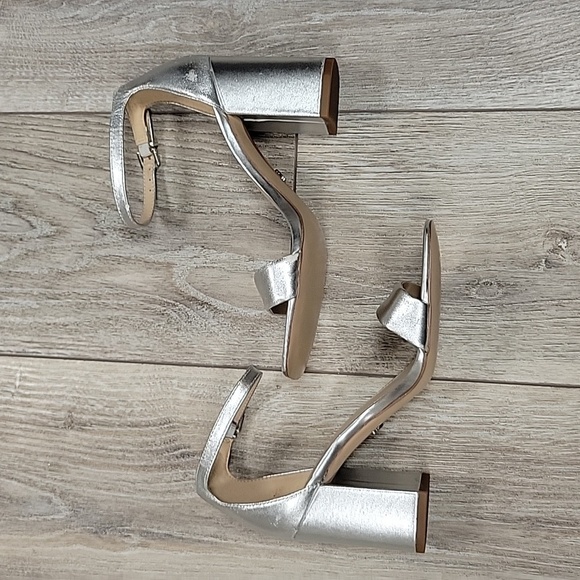 Sam Edelman Size 6 Silver Leather Daniella Block Heeled Sandal - Picture 4 of 15